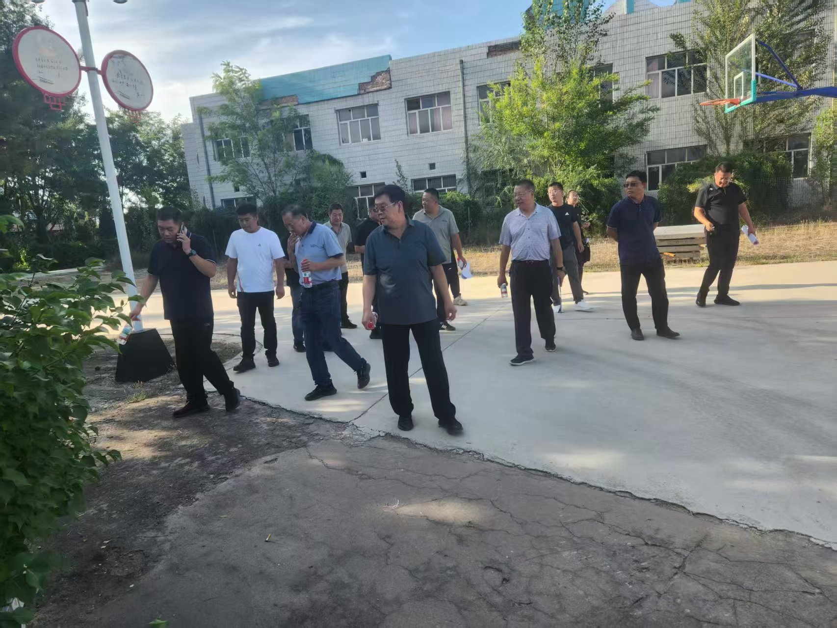 海口市橡胶跑道混合型塑胶跑道 - 厂家